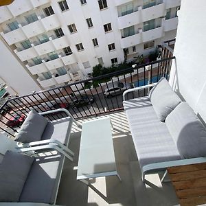 Stylish Seaside 3 Bed Apartment With Terrace + Sea View